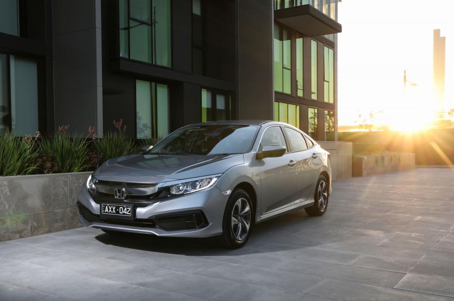  Honda Civic VTi Sedan (FC) 2019 года  (AU) (фото 13 из 35)